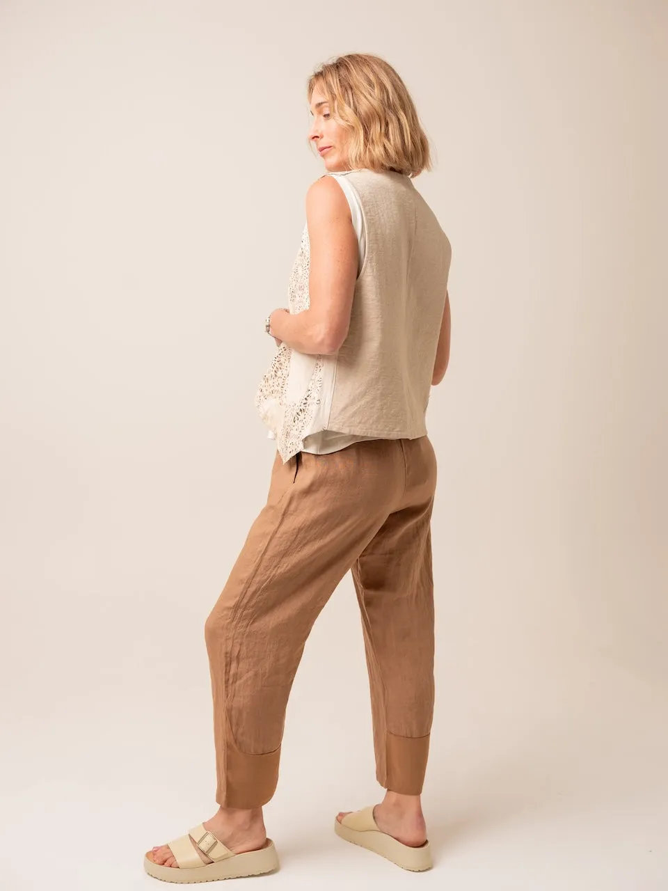 Transit Par Such Linen Pant with Viscose Detail in Rust