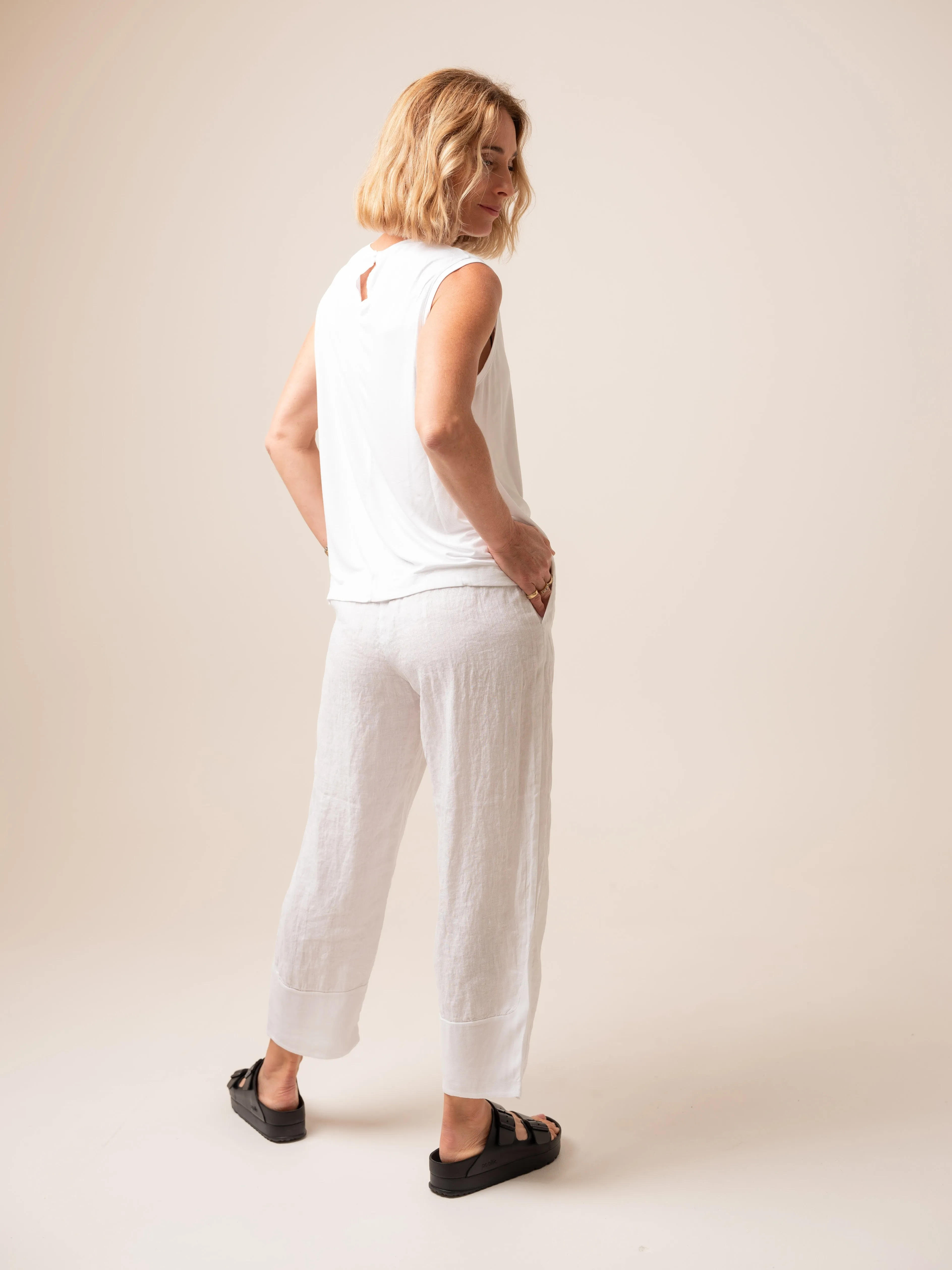 Transit Par Such Linen Pant with Viscose Detail in White